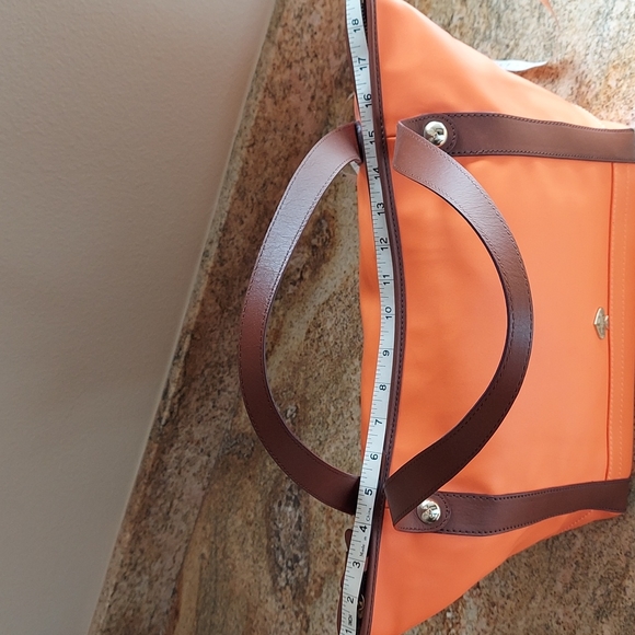 Kate Spade tote - Picture 3 of 8